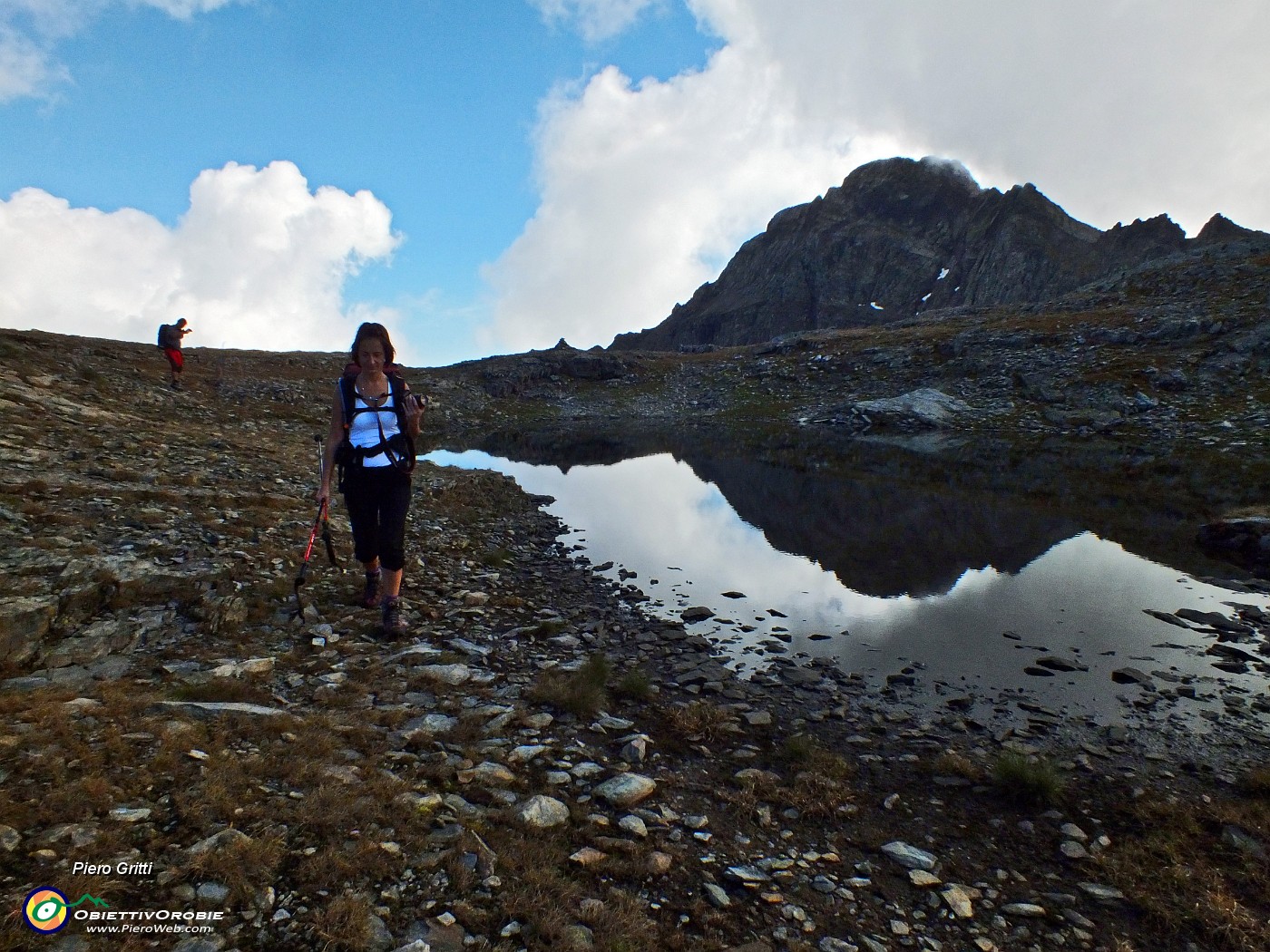 47 Laghetto al Monte Aviasco col Pradella che si specchia.JPG